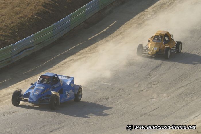 คลิ๊กเพื่อดูขนาดภาพเต็ม